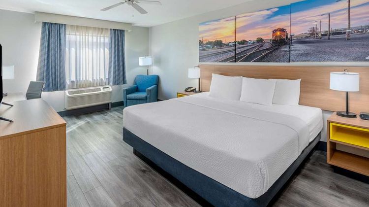 Days Inn Lamar Room