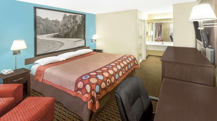 Super 8 Madison/Ridgeland Area Room
