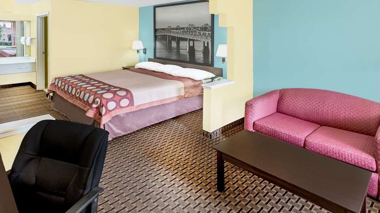 <b>Super 8 Madison/Ridgeland Area Room</b>. Images powered by <a href="https://iceportal.shijigroup.com/" title="IcePortal" target="_blank">IcePortal</a>.