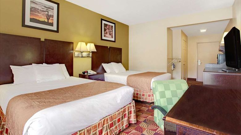 <b>Days Inn & Suites Ridgeland Room</b>. Images powered by <a href="https://iceportal.shijigroup.com/" title="IcePortal" target="_blank">IcePortal</a>.