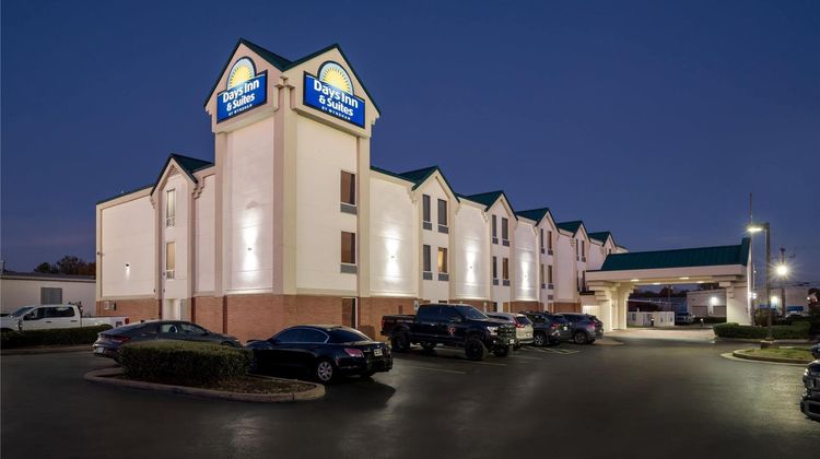 Days Inn & Suites Ridgeland Exterior