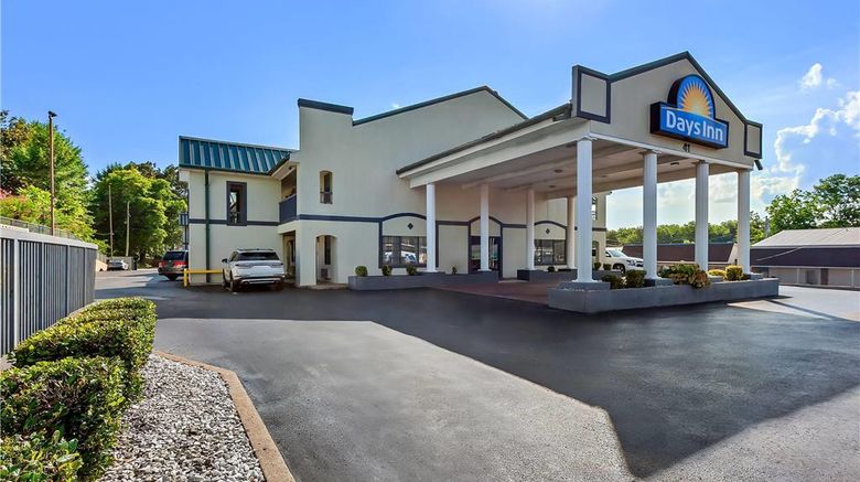 <b>Days Inn Lexington Exterior</b>. Images powered by <a href="https://iceportal.shijigroup.com/" title="IcePortal" target="_blank">IcePortal</a>.