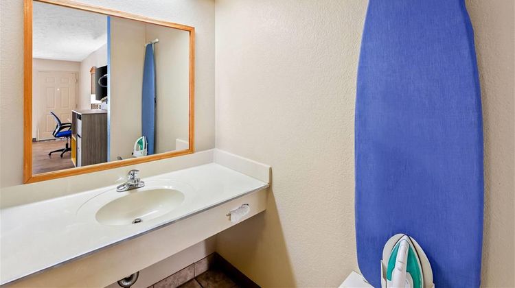 Days Inn Lexington Room