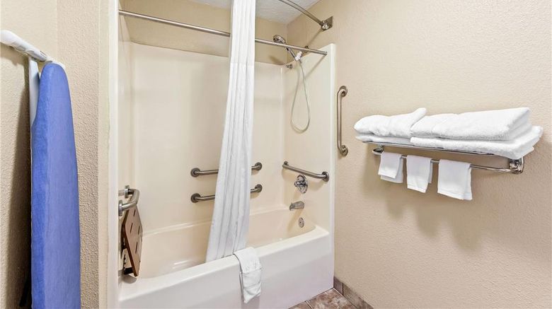 <b>Days Inn Lexington Room</b>. Images powered by <a href="https://iceportal.shijigroup.com/" title="IcePortal" target="_blank">IcePortal</a>.