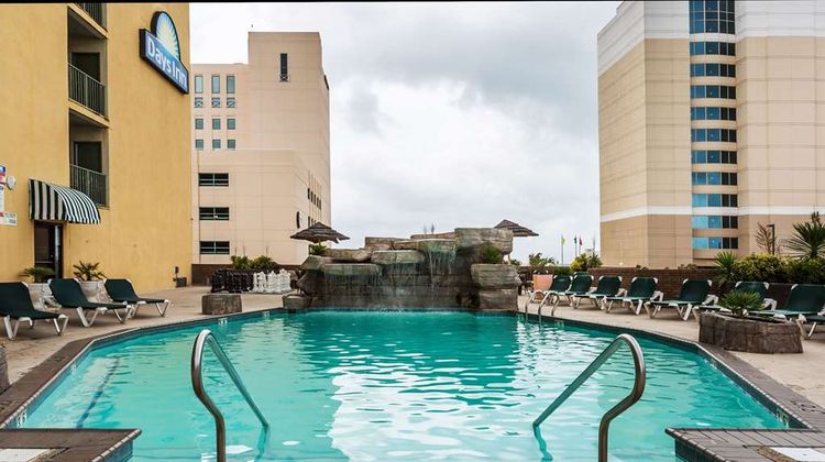 Days Inn Virginia Beach at the Beach Pool