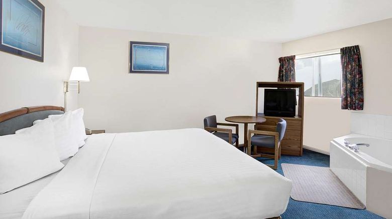 <b>Travelodge Cedar City Room</b>. Images powered by <a href="https://iceportal.shijigroup.com/" title="IcePortal" target="_blank">IcePortal</a>.