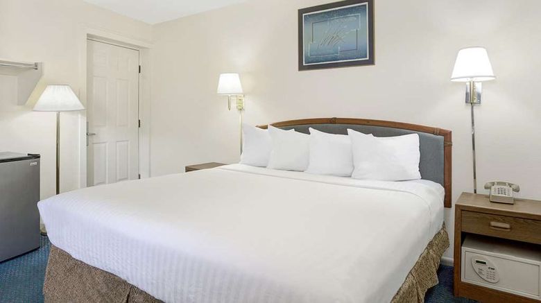<b>Travelodge Cedar City Room</b>. Images powered by <a href="https://iceportal.shijigroup.com/" title="IcePortal" target="_blank">IcePortal</a>.