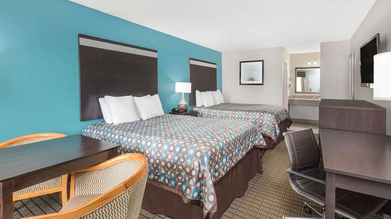 <b>Days Inn by Wyndham Barnwell Room</b>. Images powered by <a href="https://iceportal.shijigroup.com/" title="IcePortal" target="_blank">IcePortal</a>.