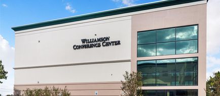Wingate by Wyndham Hotel & Conf Ctr Exterior