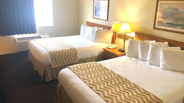 <b>Grand Island Travelodge Room</b>. Images powered by <a href="https://iceportal.shijigroup.com/" title="IcePortal" target="_blank">IcePortal</a>.