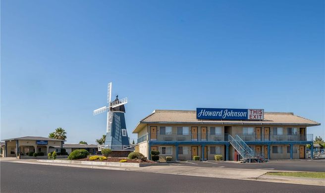 Howard Johnson Express Inn Modesto Ceres Exterior