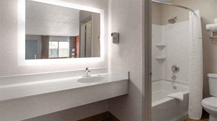 Howard Johnson Express Inn Modesto Ceres Room