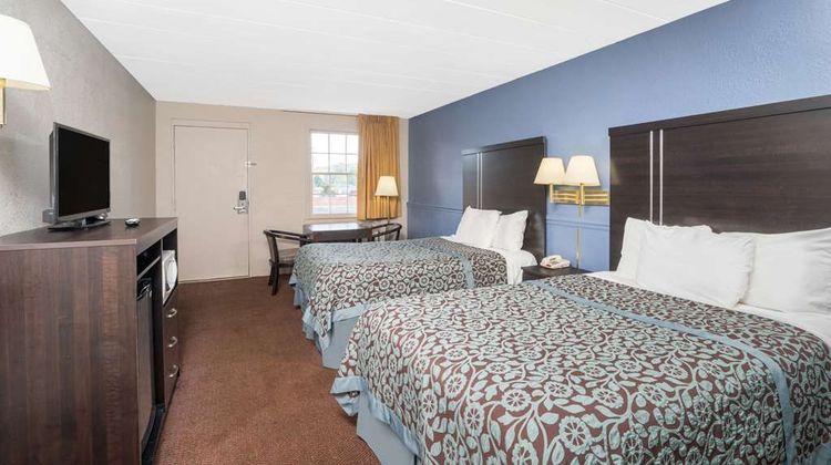 Days Inn Lincolnton Room