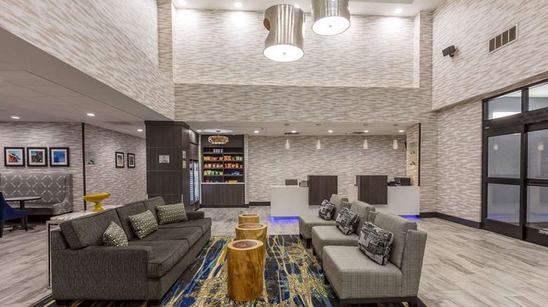 <b>Wingate by Wyndham Dallas Love Field Lobby</b>. Images powered by <a href="https://iceportal.shijigroup.com/" title="IcePortal" target="_blank">IcePortal</a>.