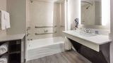 Wingate by Wyndham Dallas Love Field Room