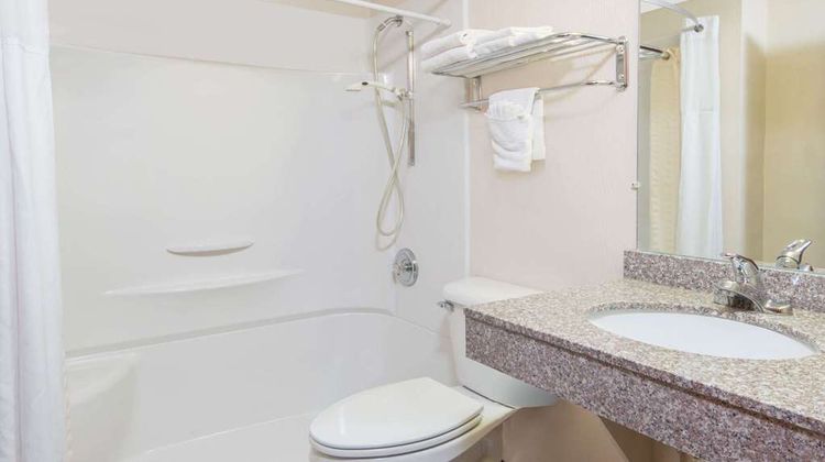 Days Inn Great Bend Room