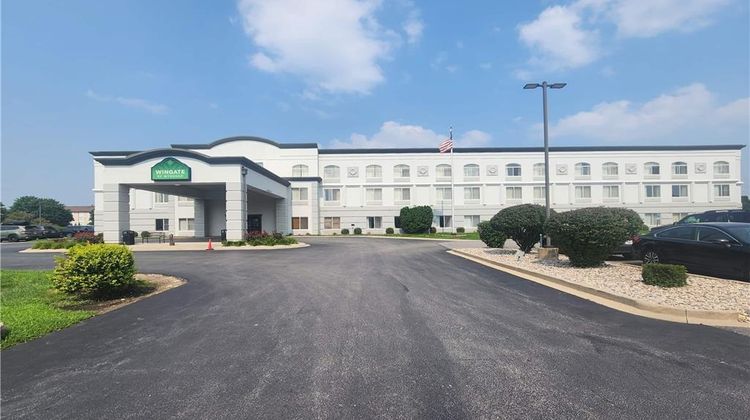 Wingate by Wyndham Joliet Exterior