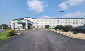 Wingate by Wyndham Joliet