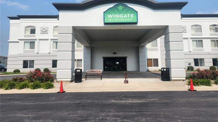 Wingate by Wyndham Joliet Exterior