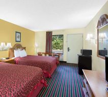 Days Inn Biscoe Room