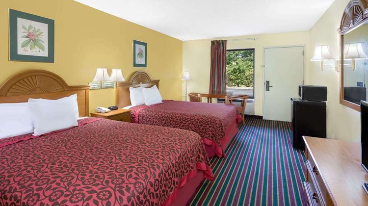 Days Inn Biscoe Room