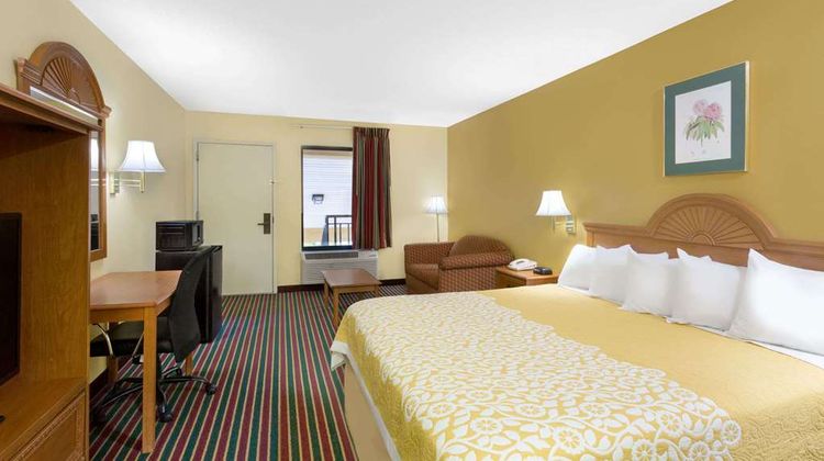 Days Inn Biscoe Room