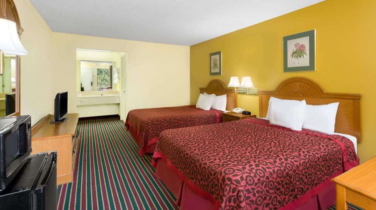 Days Inn Biscoe Room