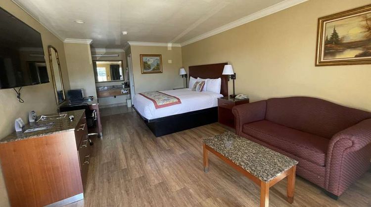 Travelodge Newport Beach Hacienda Room