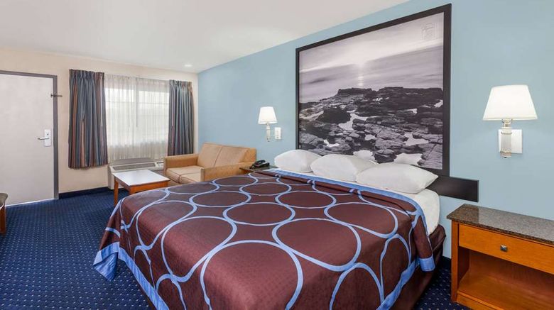 <b>Super 8 El Cajon Room</b>. Images powered by <a href="https://iceportal.shijigroup.com/" title="IcePortal" target="_blank">IcePortal</a>.