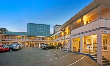 Travelodge Everett City Center