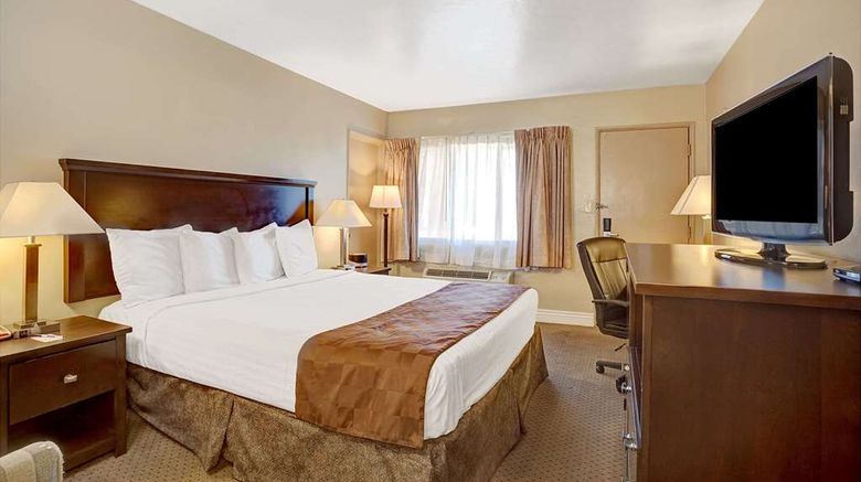 <b>Travelodge Everett City Center Room</b>. Images powered by <a href="https://iceportal.shijigroup.com/" title="IcePortal" target="_blank">IcePortal</a>.