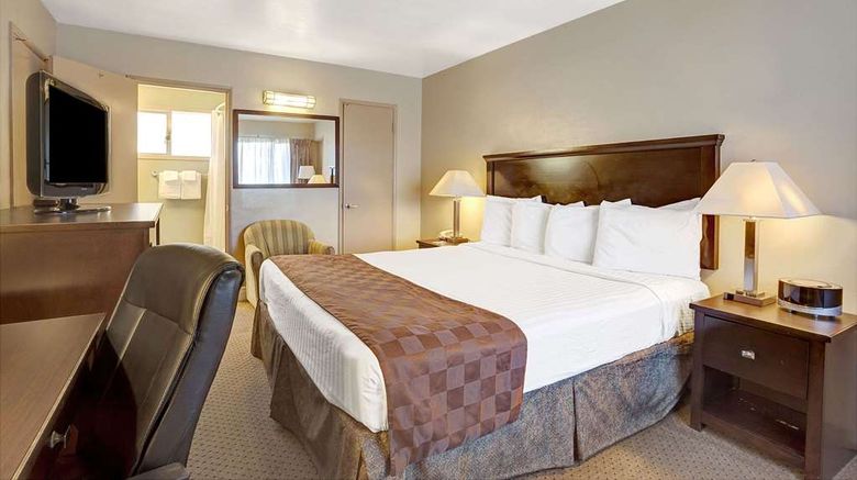 <b>Travelodge Everett City Center Room</b>. Images powered by <a href="https://iceportal.shijigroup.com/" title="IcePortal" target="_blank">IcePortal</a>.