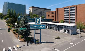 Travelodge Everett City Center