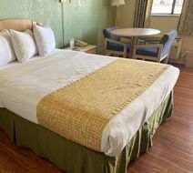 Travelodge Holbrook Room