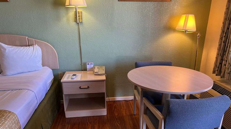Travelodge Holbrook Room