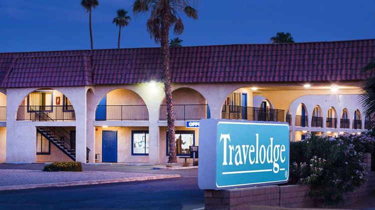 Travelodge Indio Exterior