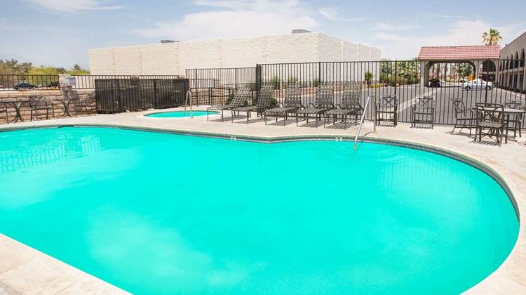 Travelodge Indio Pool
