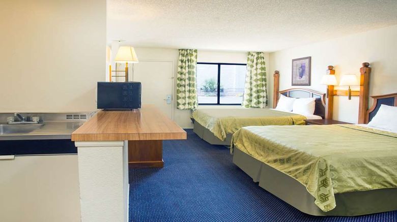 <b>Travelodge Indio Suite</b>. Images powered by <a href="https://iceportal.shijigroup.com/" title="IcePortal" target="_blank">IcePortal</a>.
