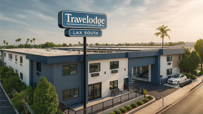 <b>Travelodge LAX South Exterior</b>. Images powered by <a href="https://iceportal.shijigroup.com/" title="IcePortal" target="_blank">IcePortal</a>.
