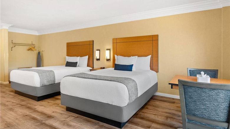 <b>Travelodge San Clemente Beach Room</b>. Images powered by <a href="https://iceportal.shijigroup.com/" title="IcePortal" target="_blank">IcePortal</a>.