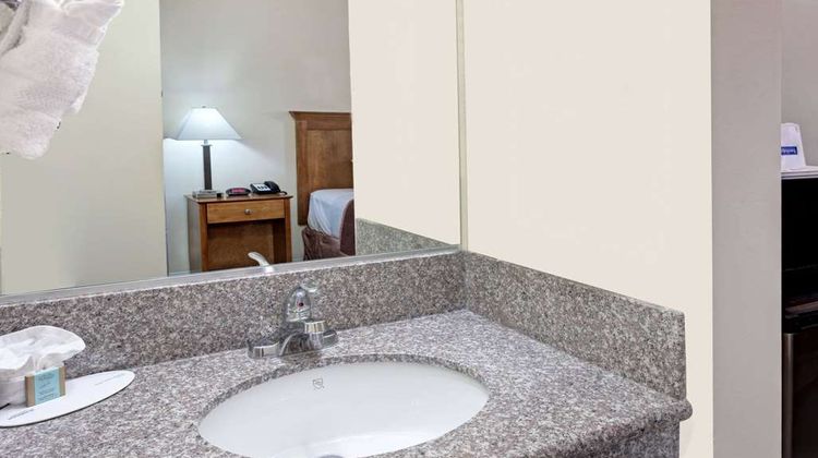 Travelodge Pasadena Central Room