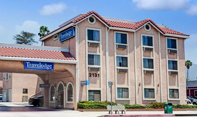 Travelodge Pasadena Central Exterior