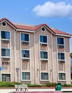 Travelodge Pasadena Central