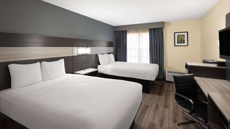 Travelodge Perry Room