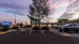 <b>Travelodge Santa Rosa Wine Country Exterior</b>. Images powered by <a href="https://iceportal.shijigroup.com/" title="IcePortal" target="_blank">IcePortal</a>.