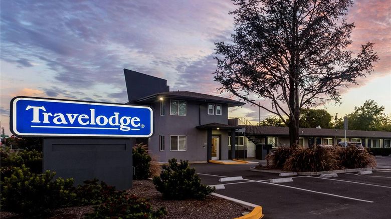 <b>Travelodge Santa Rosa Wine Country Exterior</b>. Images powered by <a href="https://iceportal.shijigroup.com/" title="IcePortal" target="_blank">IcePortal</a>.