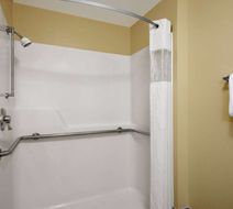 Travelodge Wenatchee Room
