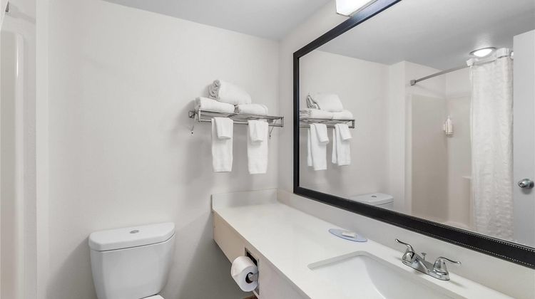 Travelodge Winchester Room