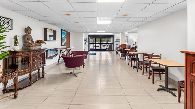 Travelodge Winchester Lobby