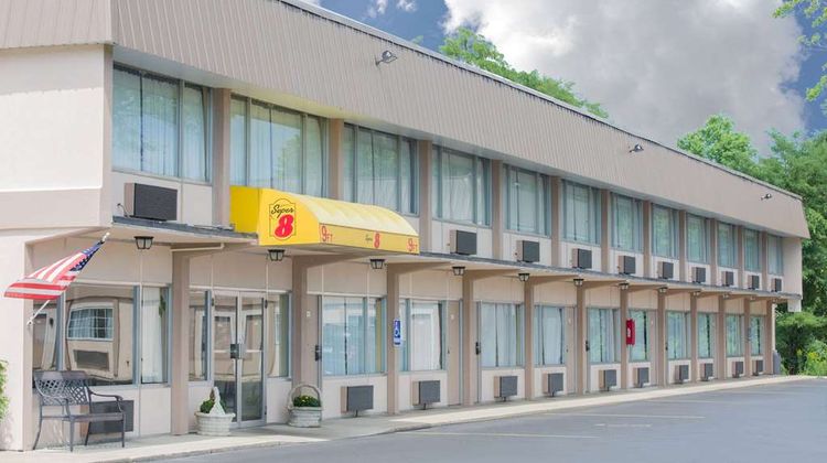 Super 8 Ashland Exterior